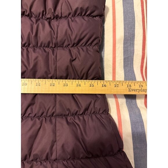Athleta Downabout Asymmetric Puffer Vest Wild Raisin Maroon No Flaws - Picture 14 of 15